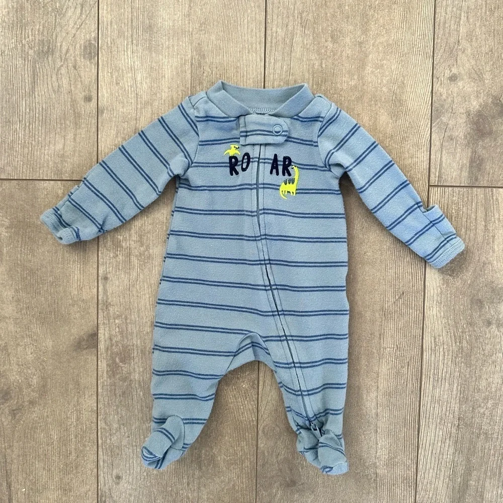 Carter’s preemie footies baby boy